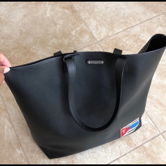 New YSL pouchette Sale 💙🎁🎁 - Picture 5 of 5